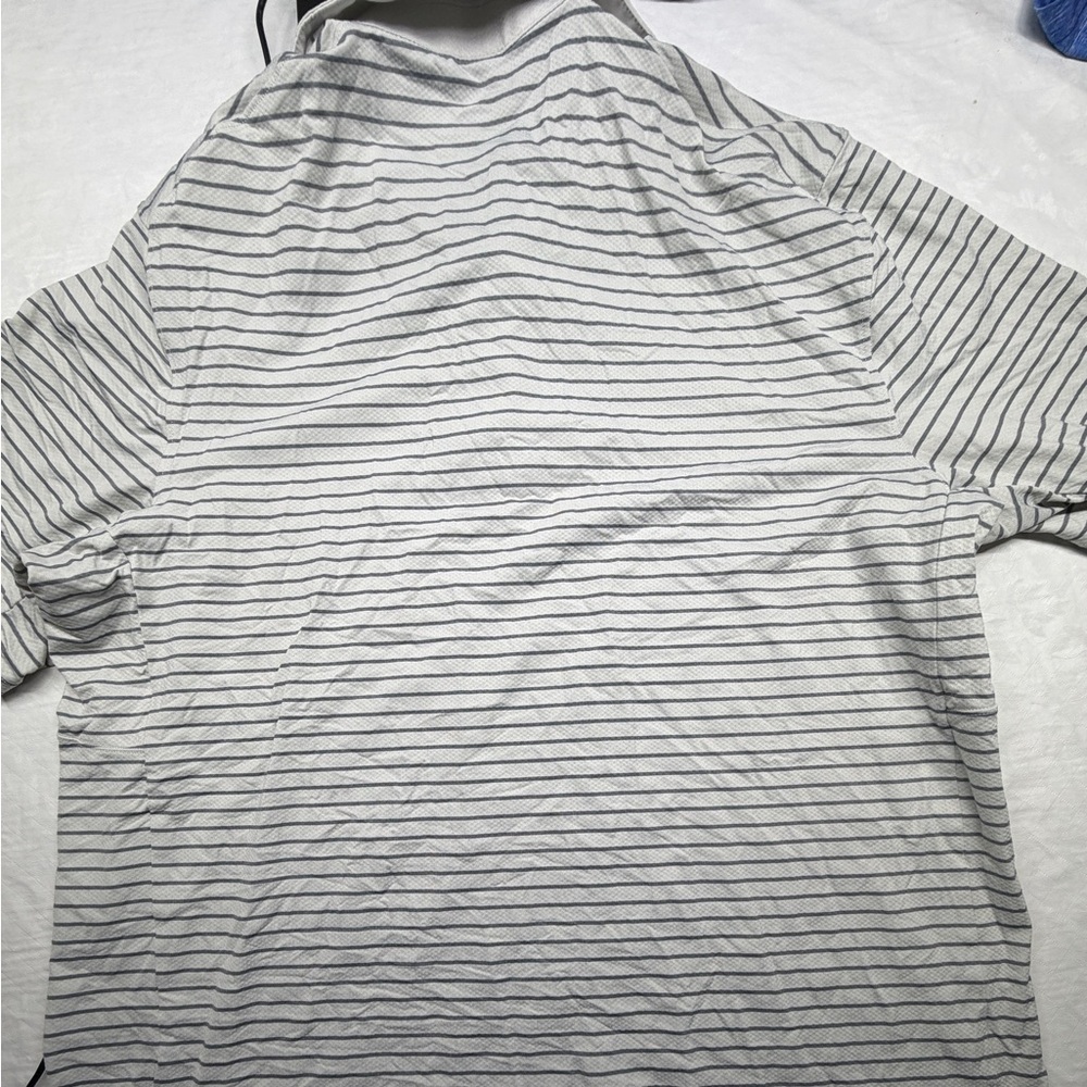 lululemon athletica Men's Light Gray Striped Shirt - Picture 4 of 4